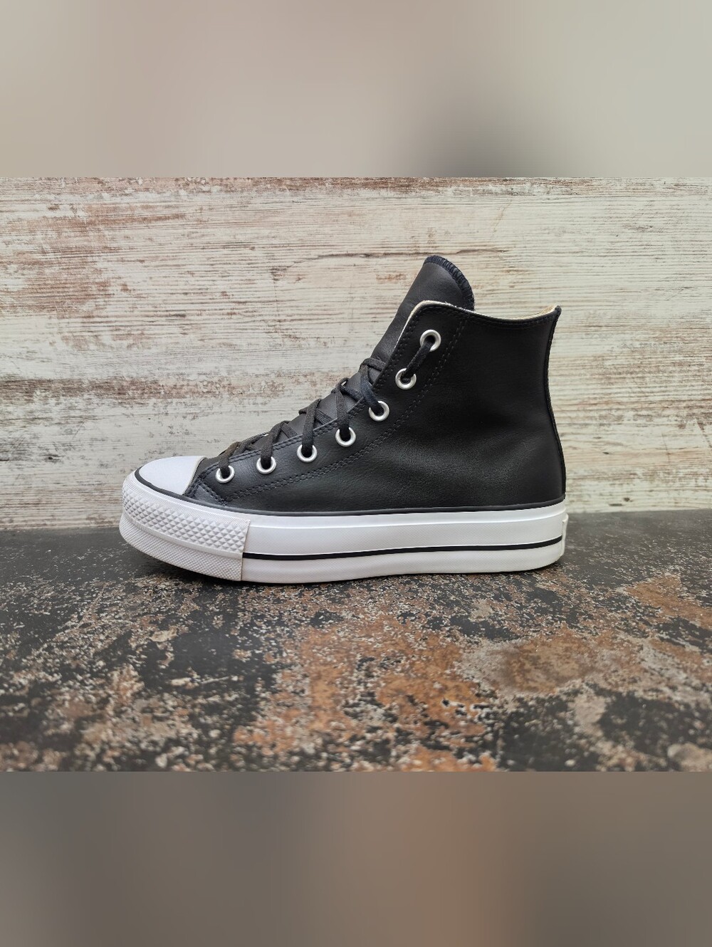 Womens Converse Chuck Taylor All Star Hi Top Platform Shoes Sz 8 Used 561675C